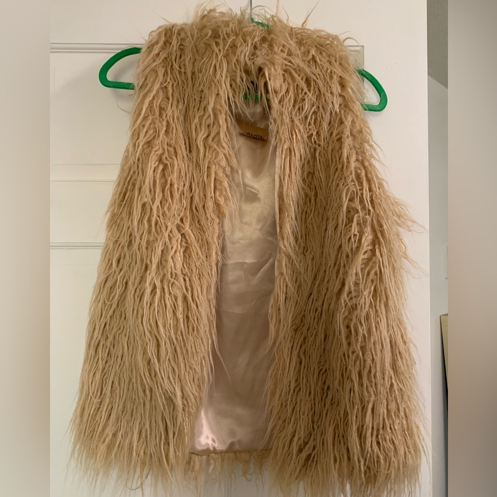 NWT Boho Bohemian Faux Fur Vest